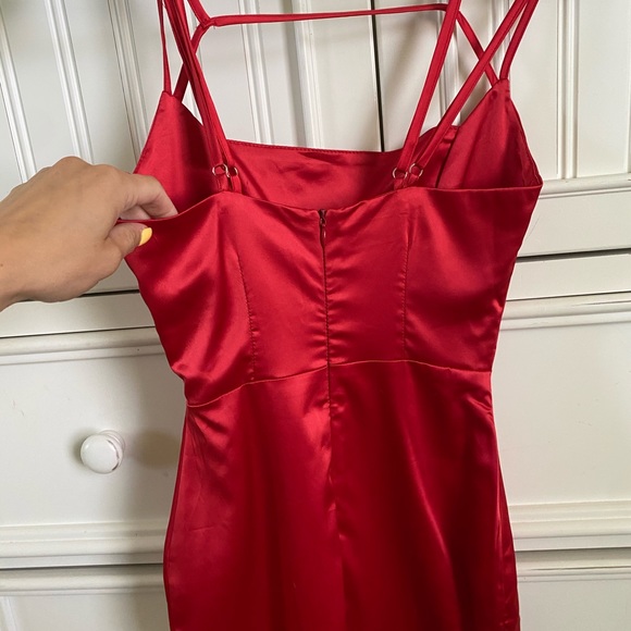 Oh Polly Red Dress - Picture 4 of 6